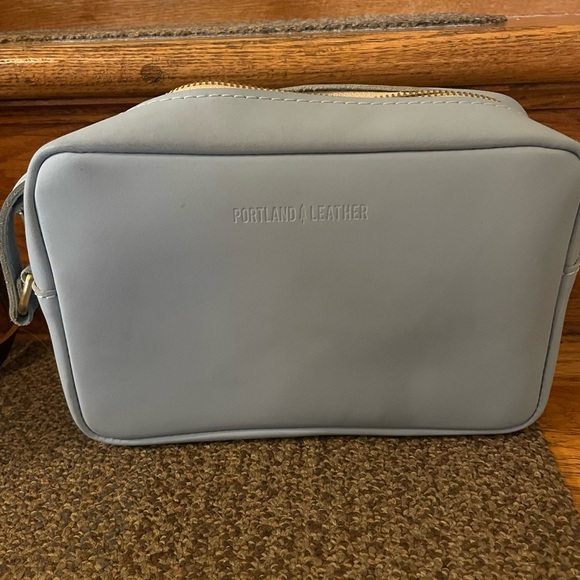 Portland Leather Floral Embroidered Blue Crossbody Bag - Picture 4 of 4